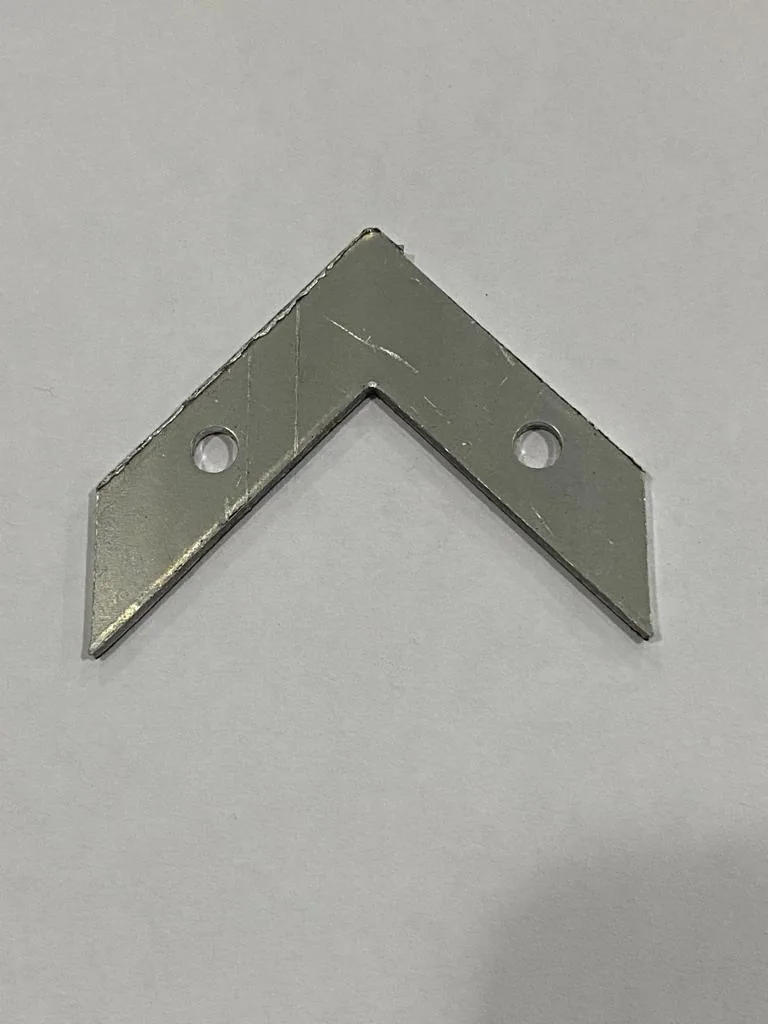 Boomerang plástico para esquadria de alumínio — N7N Ferramentaria